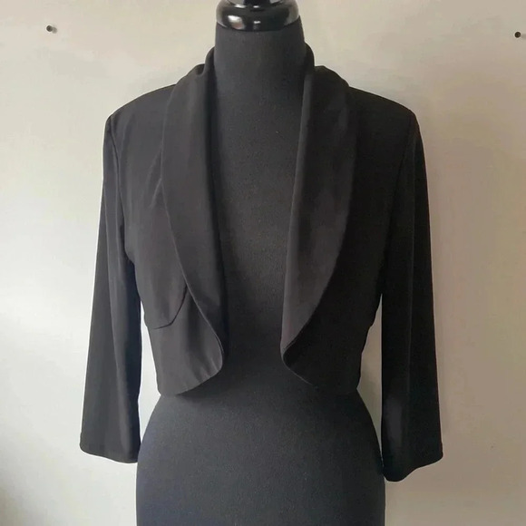 Frank Lyman Design Sweaters - Frank Lyman |  Shrug